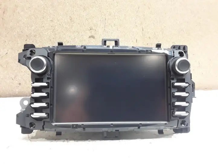 Toyota Yaris (2014 - 2019) 861400D320 Магнитола / мультимедийная система — фото 1