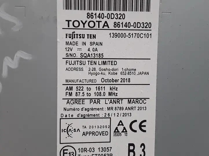 Toyota Yaris (2014 - 2019) 861400D320 Магнитола / мультимедийная система — фото 4