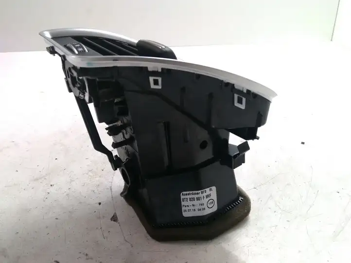 Audi A4 S4 B8 8K (2011 - 2015) 8T2820901F Боковой воздушный дефлектор — фото 3