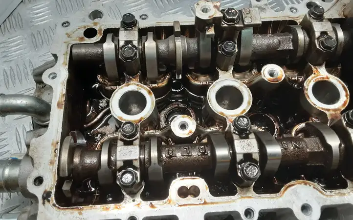 Toyota Yaris (2014 - 2019) 112100Q030 Головка блока цилиндров — фото 5