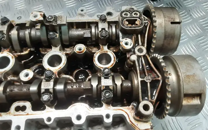 Toyota Yaris (2014 - 2019) 112100Q030 Головка блока цилиндров — фото 6
