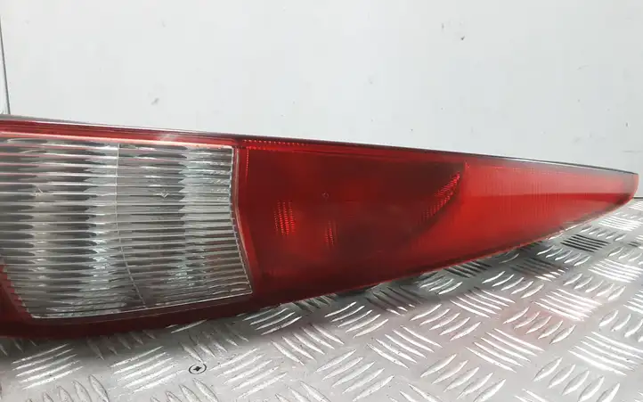 Ford Mondeo Mk III (2000 - 2007) 1S7X13A412CB Задний фонарь в кузове — фото 3