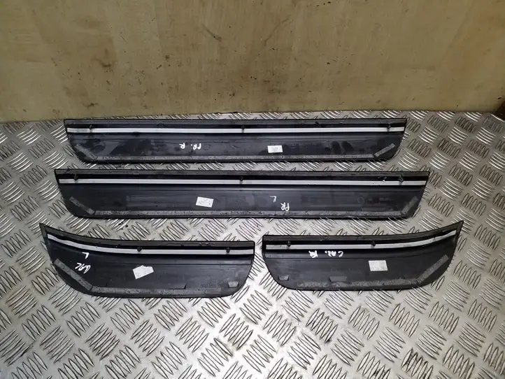 Audi Q5 SQ5 (2008 - 2012) 8R0853373C Внутренняя отделка переднего порога — фото 9