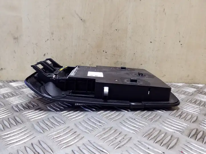 BMW X5 E70 (2006 - 2013) 61319173769 Передняя подсветка — фото 8