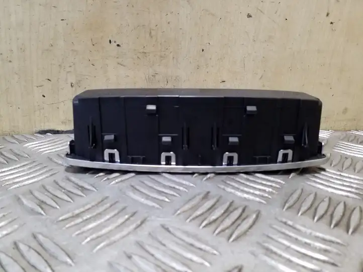 Audi A6 C7 (2011 - 2014) 4G0863300 Ящик центральной консоли — фото 2