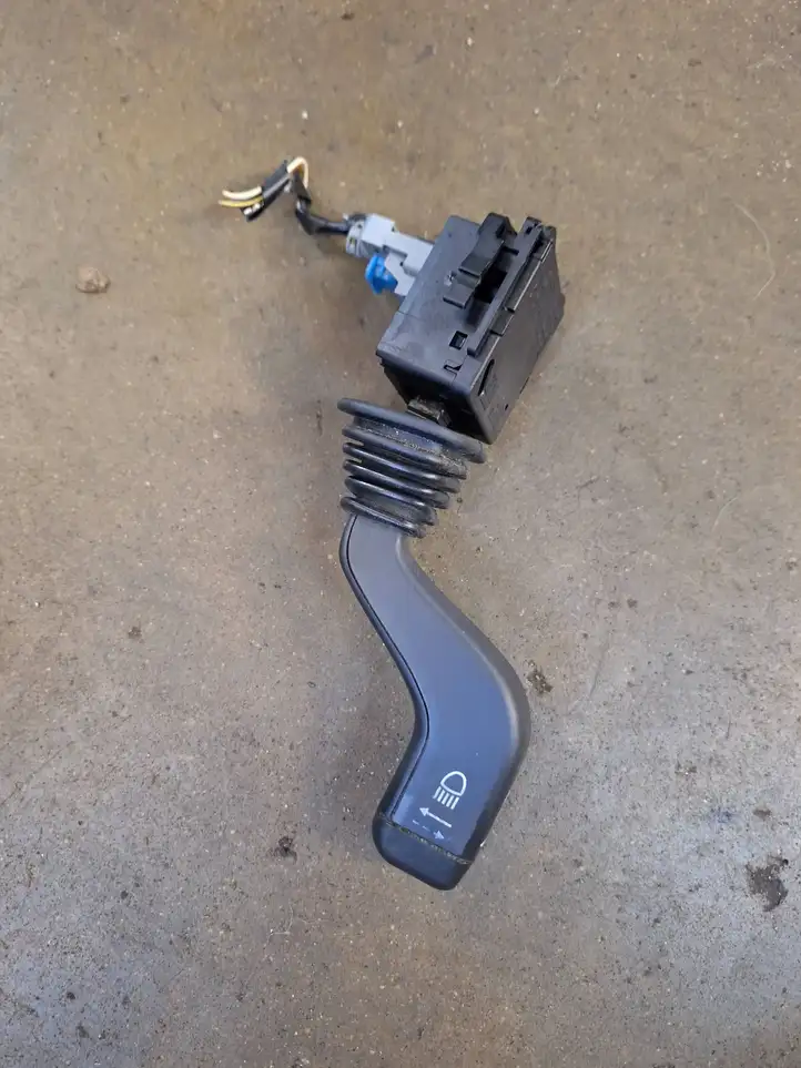Opel Corsa C (2000 - 2003) 09185413 Переключатель стеклоочистителей — фото 1