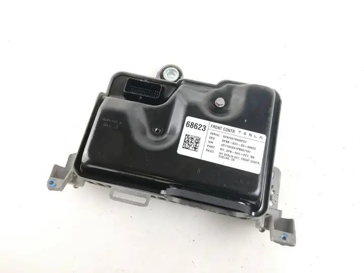 Tesla Model Y (2019 - 2024) 158399110D Модуль комфорта — фото 1