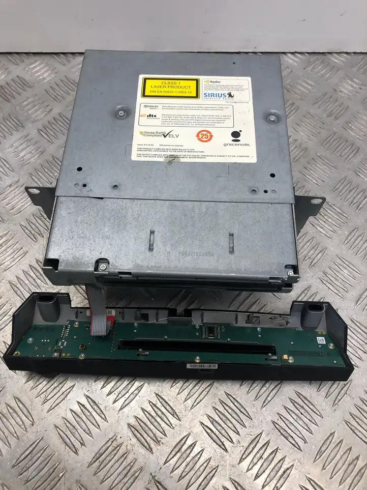 BMW X5 E70 (2006 - 2013) 9218356 Магнитола / мультимедийная система — фото 4