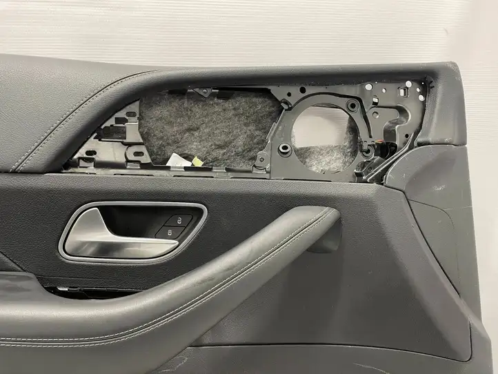 Mercedes-Benz GLE W167 (2019 - ) A167727xxxx Обшивка передней двери — фото 21