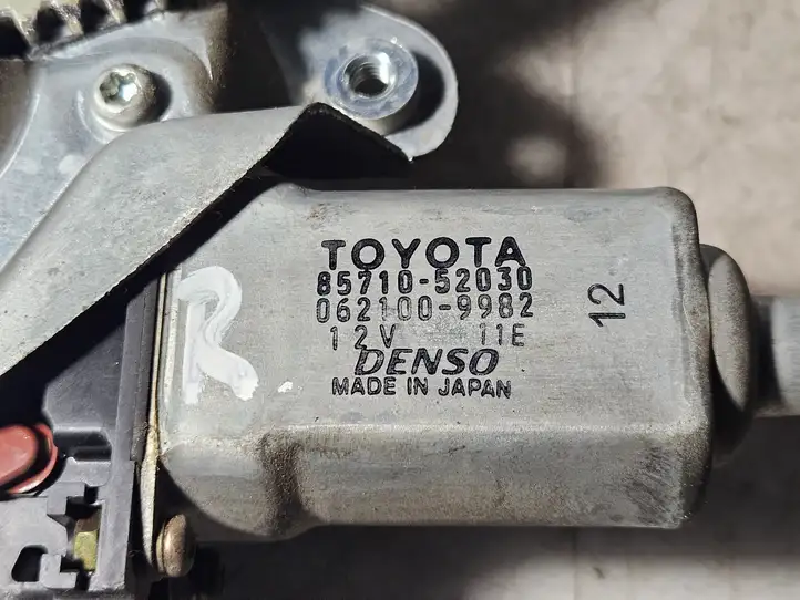 Toyota Yaris Verso (1999 - 2005) 8572052030 Электростеклоподъемник передний (комплект) — фото 3