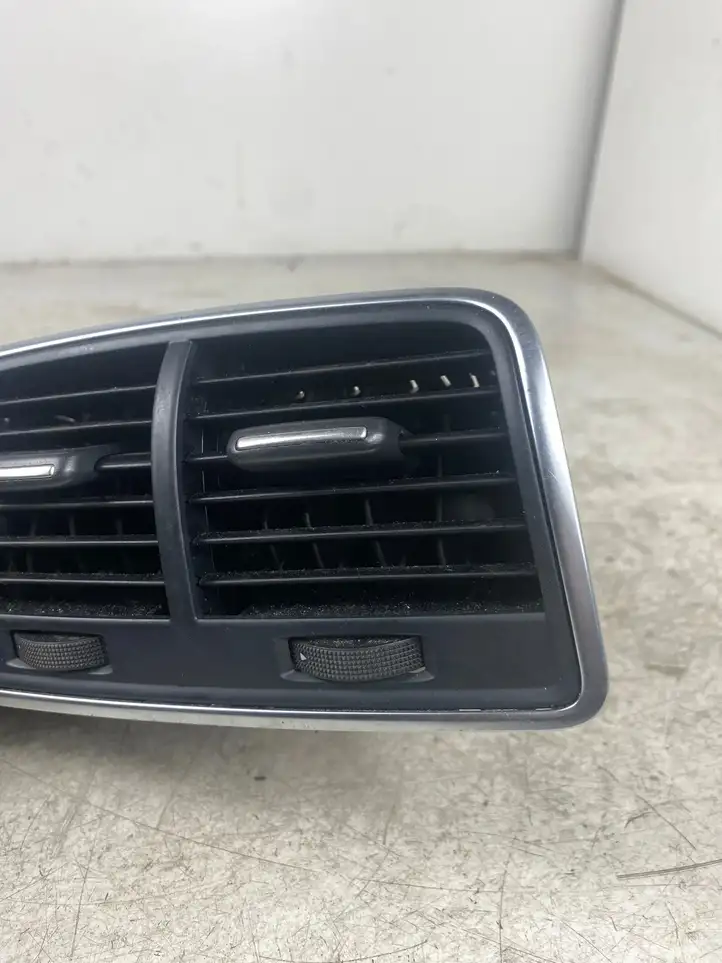 Audi A6 C7 (2011 - 2014) 4G0819203 Задний воздушный дефлектор — фото 3