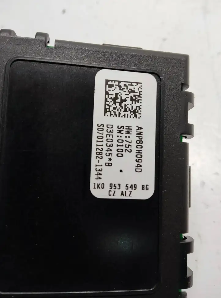 Seat Altea XL (2004 - 2015) 1K0953549BG Датчик угла поворота руля — фото 4