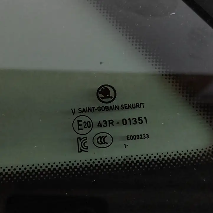 Skoda Enyaq iV (2020 - ) 5LG845297 Заднее боковое стекло — фото 5