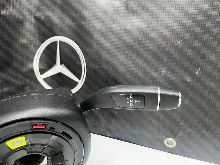 Mercedes-Benz E W213 (2016 - ) A2139007710 Обшивка рулевой колонки — фото 2