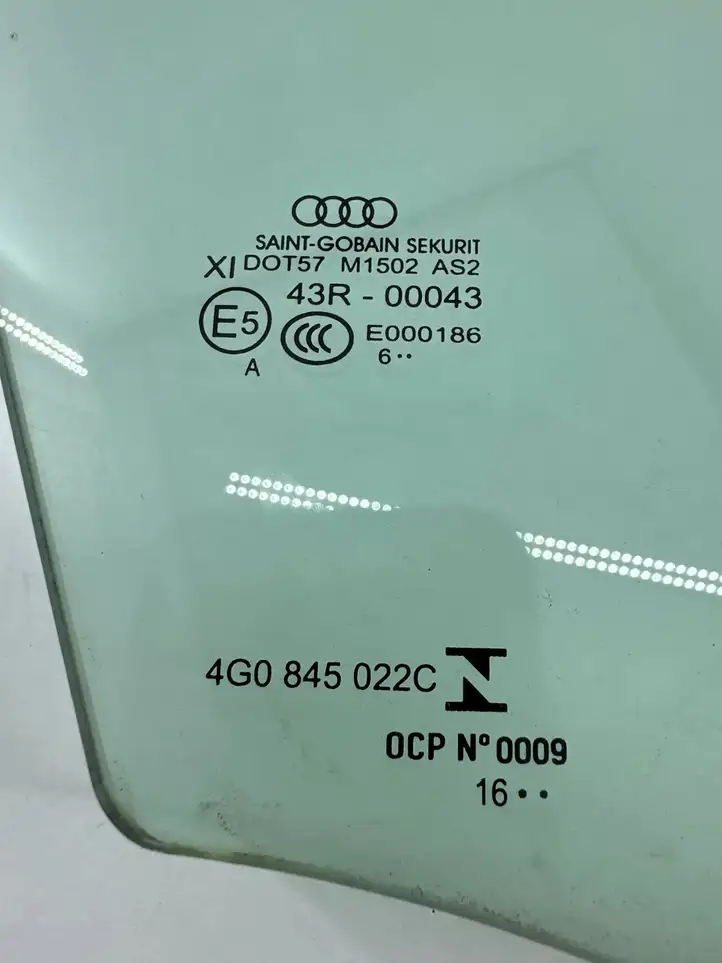 Audi A6 C7 (2014 - 2018) 4G0845022C Стекло передней двери — фото 3