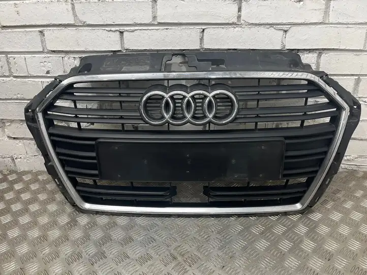Audi A3/S3 8V (2016 - 2020) 8V3853651AB Передняя решетка — фото 1