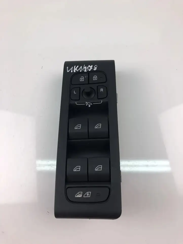 Volvo XC40 (2017 - ) 32256755 Кнопка стеклоподъемников — фото 2