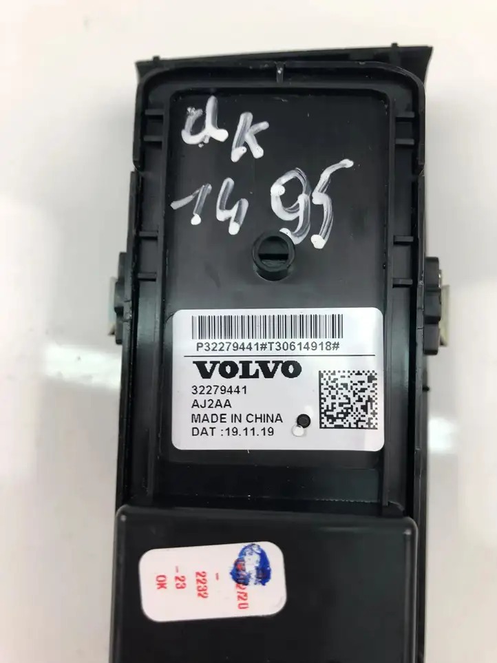 Volvo XC40 (2017 - ) 32279441 Кнопка стеклоподъемников — фото 4