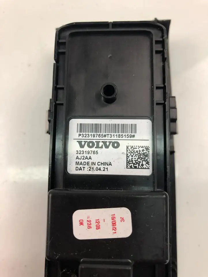 Volvo XC40 (2017 - ) 32319765 Кнопка стеклоподъемников — фото 4