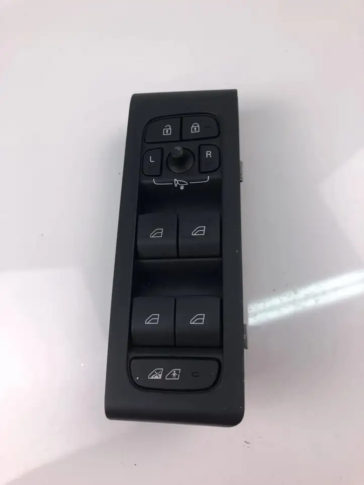 Volvo XC40 (2017 - ) 32279441 Кнопка стеклоподъемников — фото 1