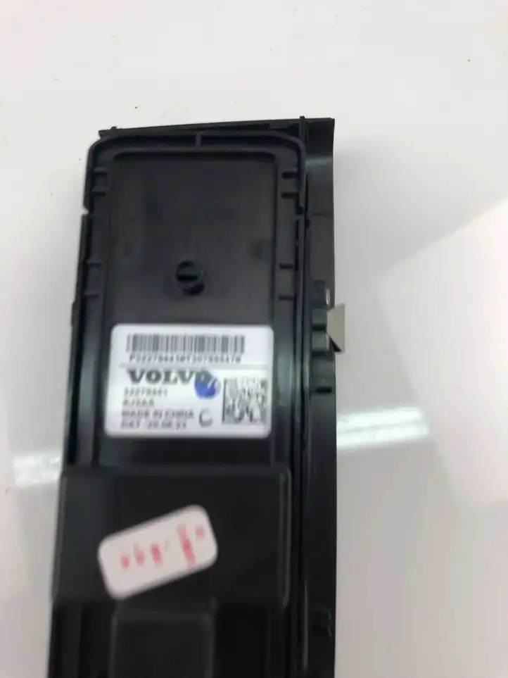 Volvo XC40 (2017 - ) 32279441 Кнопка стеклоподъемников — фото 3