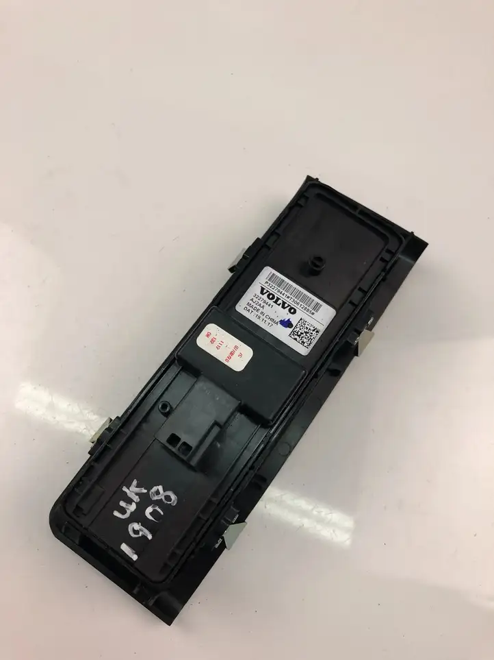Volvo XC40 (2017 - ) 32279441 Кнопка стеклоподъемников — фото 3