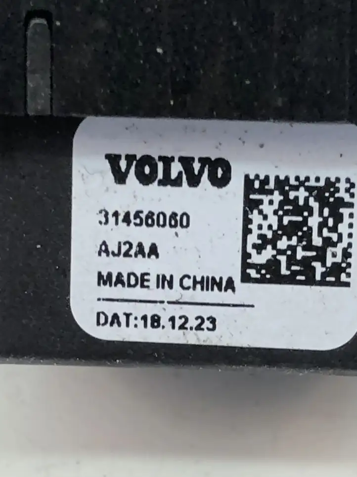 Volvo XC40 (2017 - ) 31456060 Кнопка стеклоподъемников — фото 4