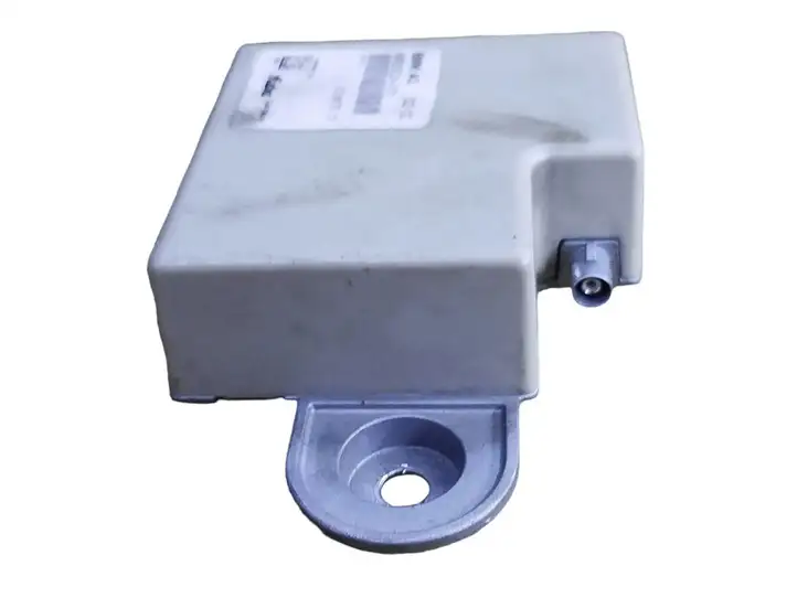 BMW 3 E90 E91 (2005 - 2012) 693502401 Блок управления антеннами — фото 4