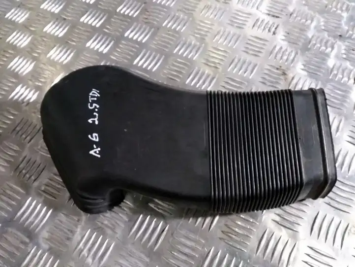 Audi A6 S6 C5 4B (1997 - 2001) 8D0129617E Детали воздухозаборника — фото 2