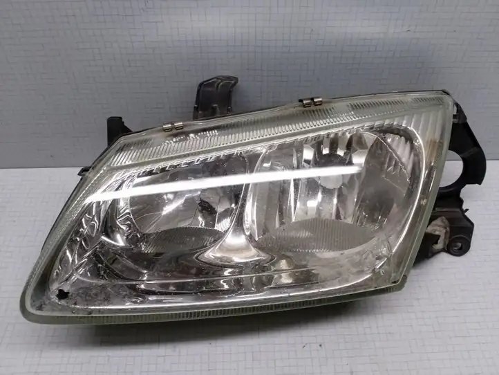 Nissan Almera N16 (2000 - 2010) 26060BN011 Передняя фара — фото 1