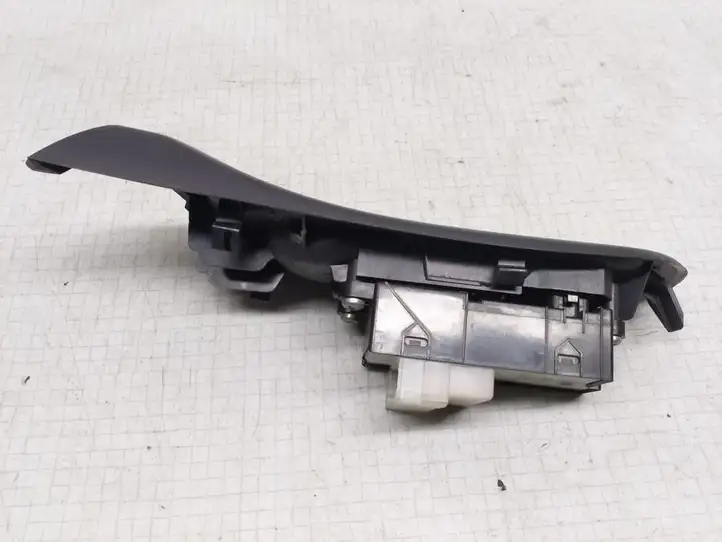 Nissan Almera N16 (2000 - 2010) 80961BM500 Блок кнопок стеклоподъемников — фото 3