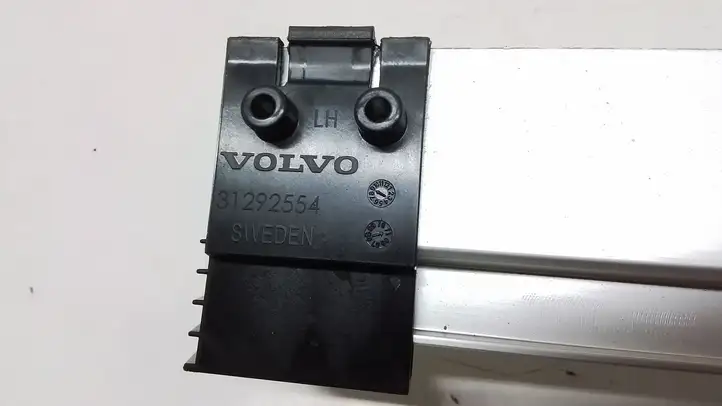 Volvo V70 (2007 - 2013) 31292554 Прочая отделка багажника — фото 3