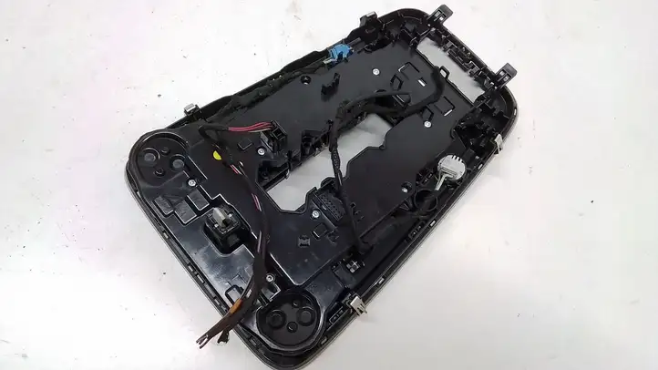 Audi A4 S4 B9 (2015 - 2019) 8W0947135BQ Передняя подсветка — фото 2