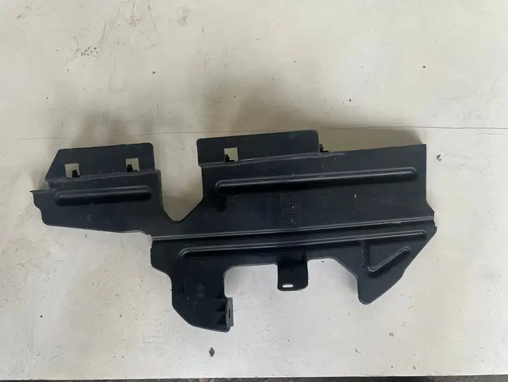 Toyota Corolla Verso AR10 (2004 - 2009) 532850F010 Дефлектор воздуха — фото 2
