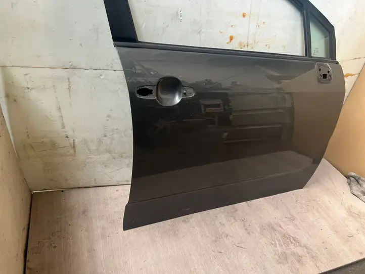 Toyota Corolla Verso AR10 (2004 - 2009) Дверь — фото 3