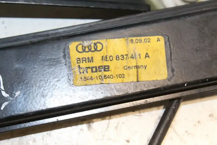 Audi A4 S4 B6 8E 8H (2000 - 2006) 8E0837461A Стеклоподъемник передней двери (без мотора) — фото 2
