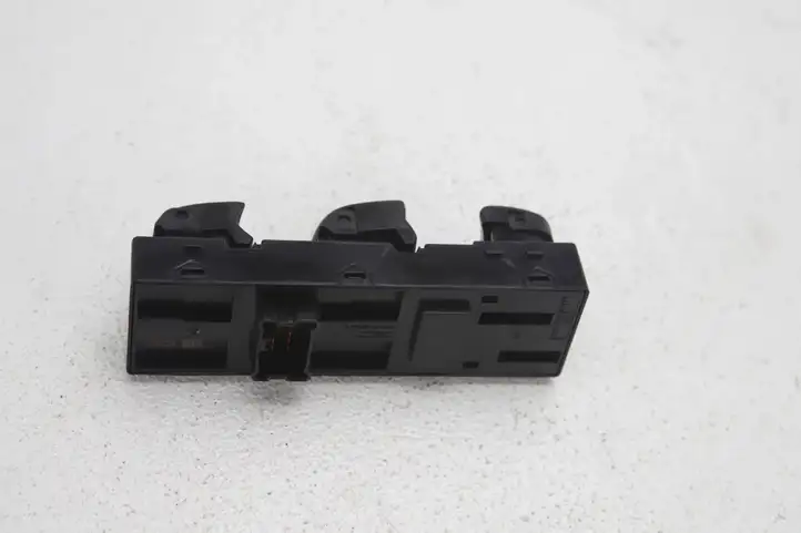 Nissan Qashqai (2017 - 2020) 25401HV02AV Блок кнопок стеклоподъемников — фото 6