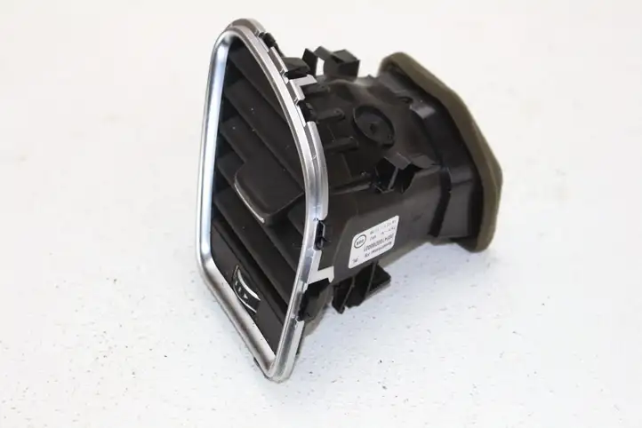 Audi A4 S4 B8 8K (2011 - 2015) 8T2820902 Боковой воздушный дефлектор — фото 3