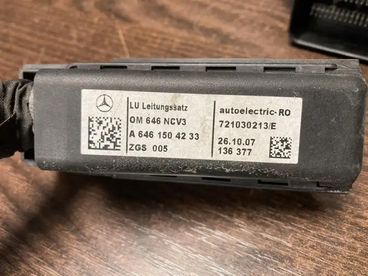 Mercedes-Benz Sprinter W906 (2006 - 2018) 6461506372 Блок управления двигателем (ЭБУ) — фото 9