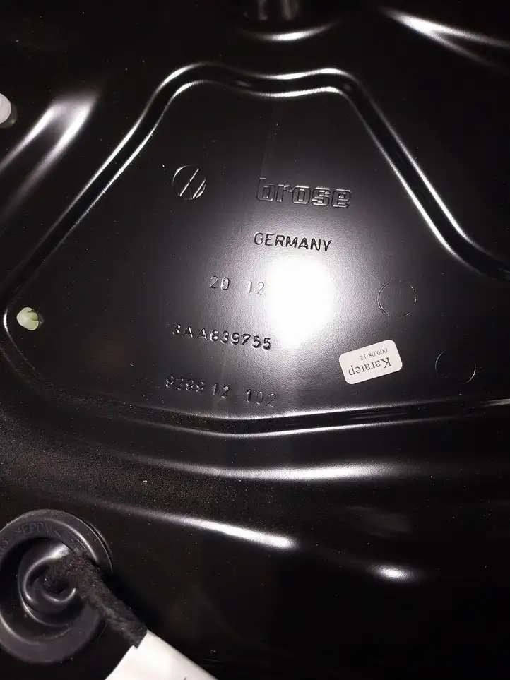 Volkswagen PASSAT B7 (2011 - 2014) 3AA959795 Задняя дверь — фото 2