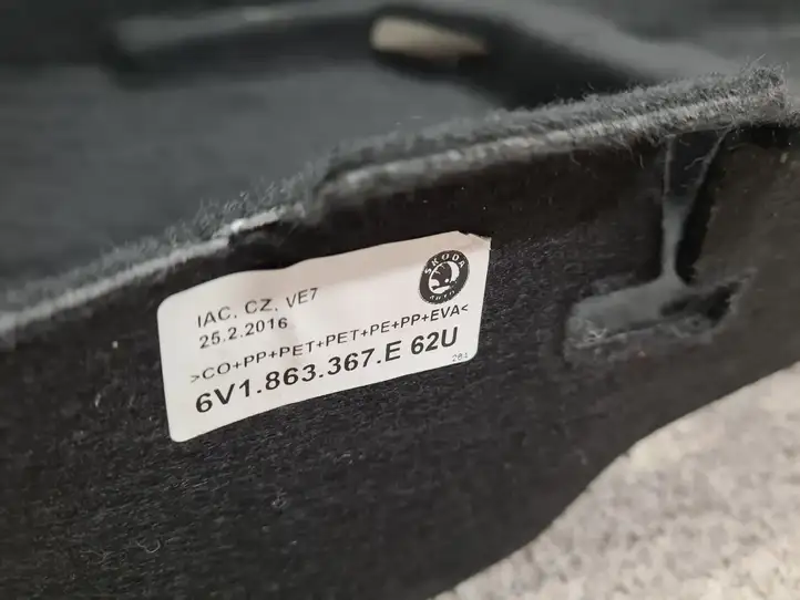 Skoda Fabia Mk3 (NJ) (2015 - 2021) 6V1863367E Ковролин салона — фото 4