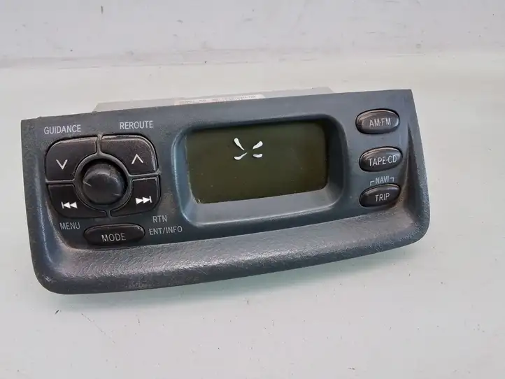Toyota Yaris (2003 - 2005) 8611052020HO Магнитола / мультимедийная система — фото 1