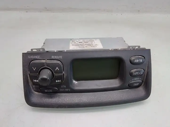 Toyota Yaris (2003 - 2005) 8611052022B0 Магнитола / мультимедийная система — фото 1