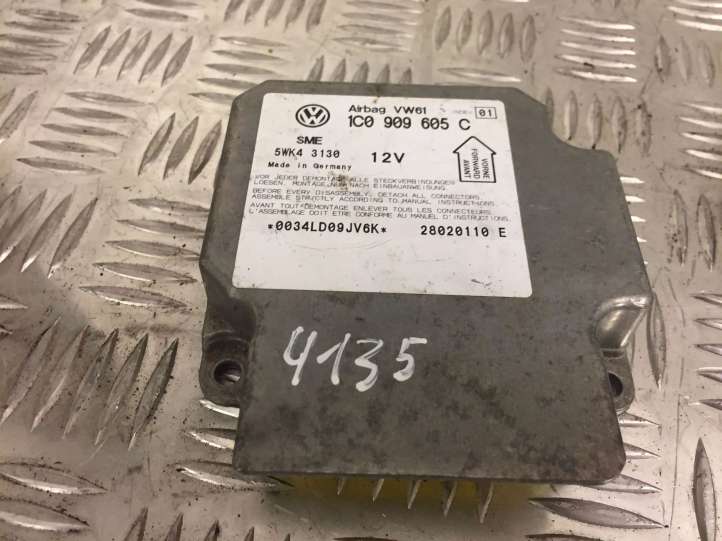 1C0909605C Volkswagen PASSAT B5.5 Oro pagalvių valdymo blokas