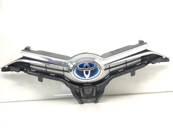 Toyota Auris E180 (2012 - 2018) 5311402380 Верхняя решетка радиатора — фото 1