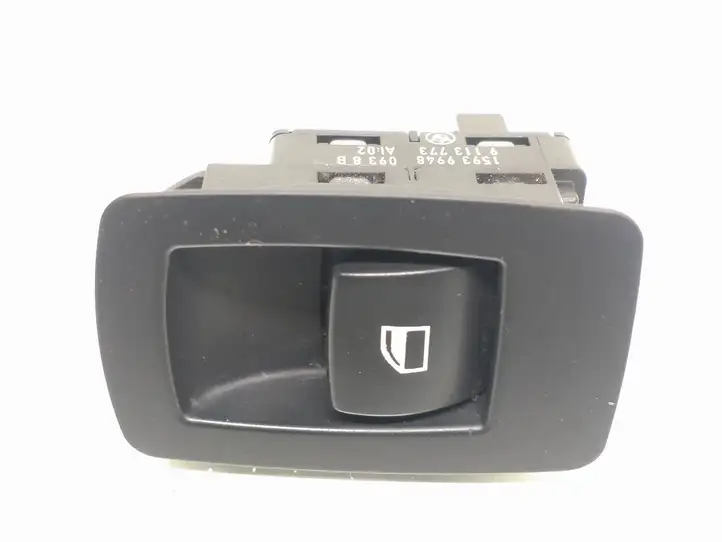BMW 5 E60 E61 (2004 - 2010) 9113773 Кнопка стеклоподъемников — фото 1