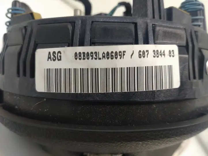 BMW 5 E60 E61 (2004 - 2010) 6073844 Подушка безопасности руля — фото 5