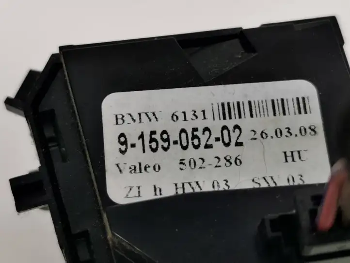 BMW 5 E60 E61 (2004 - 2010) 9159052 Включатель обогрева — фото 4