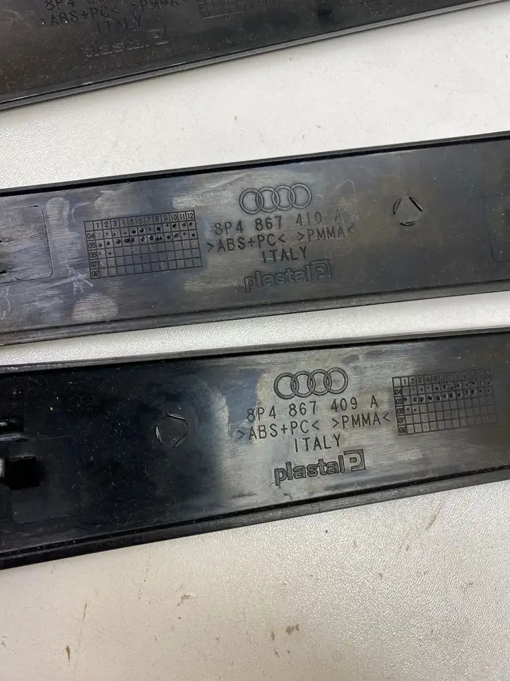 Audi A3/S3 8P (2004 - 2008) 8P4867409A Декоративная отделка — фото 10
