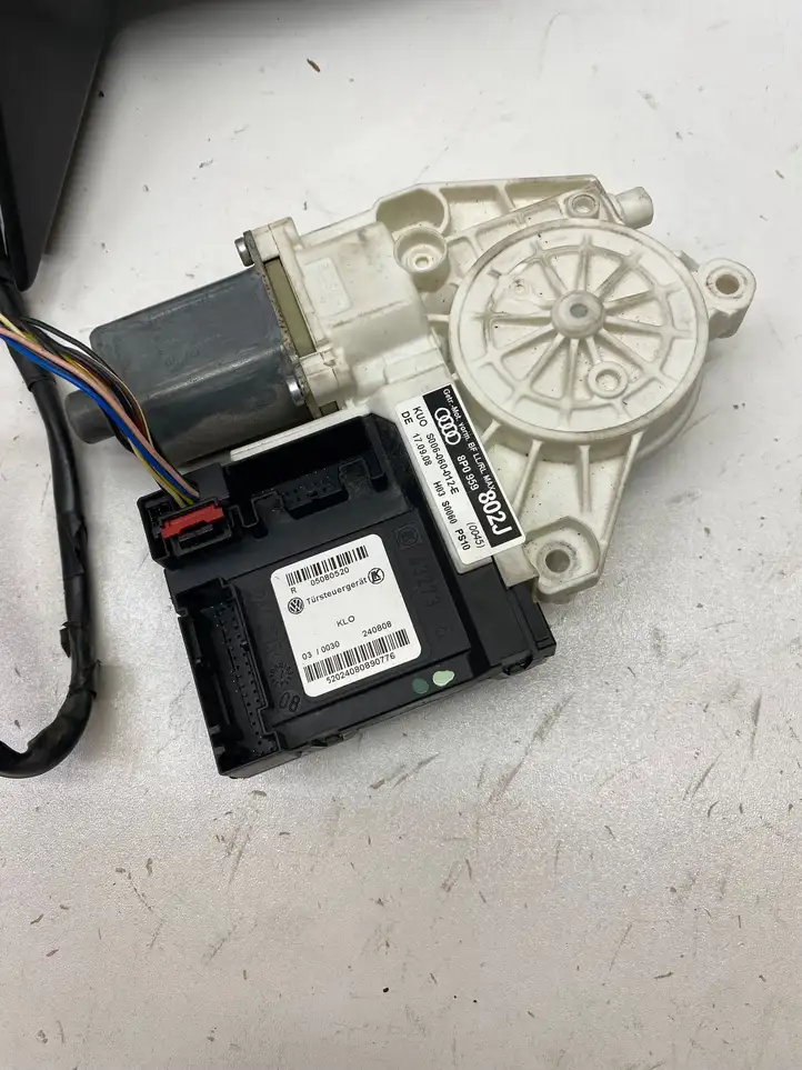 Audi A3/S3 8P (2008 - 2013) 021000 Боковое зеркало с электроприводом — фото 10